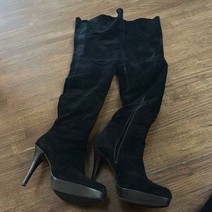Knee High Stuart Weitzmann Suede Boots